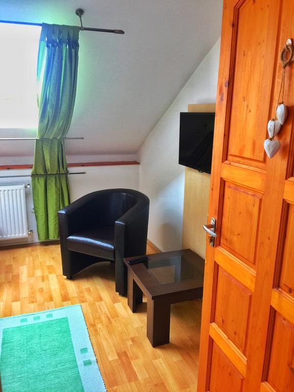 Vulcano Vendeghaz Hotell Mesteri Exteriör bild