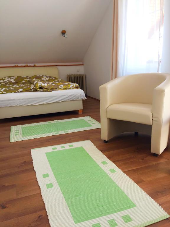 Vulcano Vendeghaz Hotell Mesteri Exteriör bild